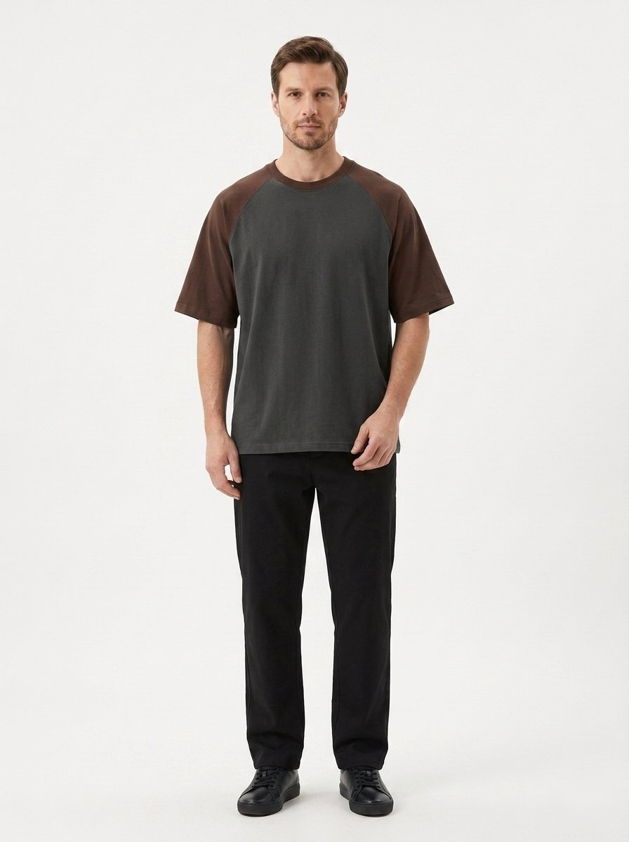 Das Heavyweight T-Shirt — Raglan-Schnitt